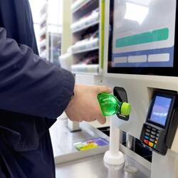 Datalogic Magellan 900i je kompaktní pultový prezentační snímač s vysokým rozlišením a bezproblémovým čtením 1D a 2D kódů i na mobilních telefonech.