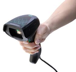 Prémiový ruční snímač čárových a 2D kódů Datalogic Gryphon 4600 Series v kabelové nebo bezdrátové variantě.